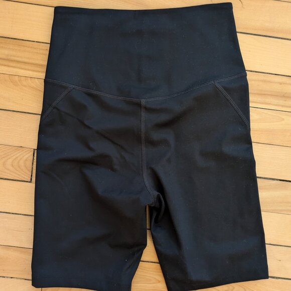 Girlfriend Collective - Black High-Rise Bike Short - Small - Picture 6 of 7
